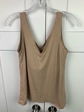 Soma Enbliss Seamless Tank Built In Bra Shaping V Neck Cami LARGE BEIGE
